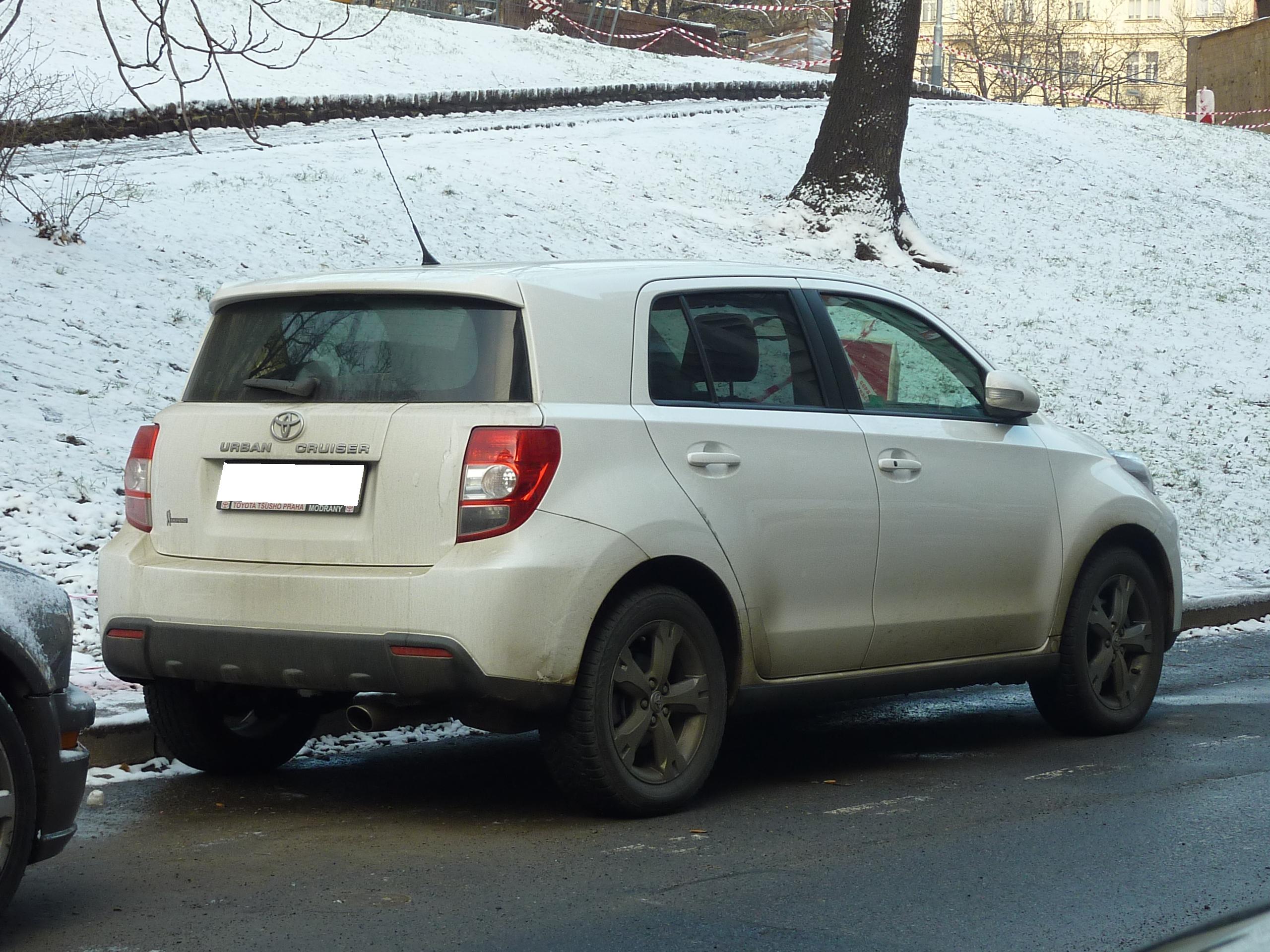 Toyota Urban Cruiser (1)