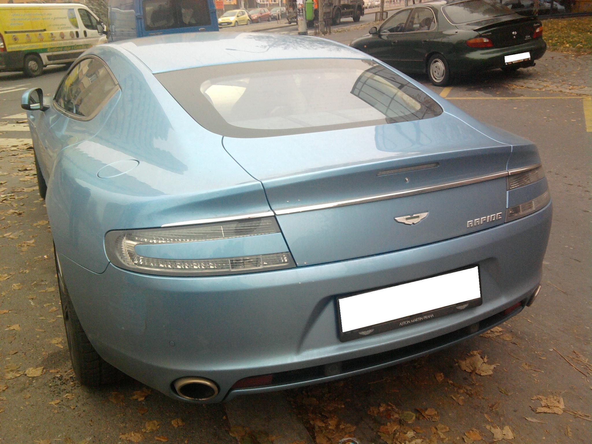 Aston Martin Rapide (3)