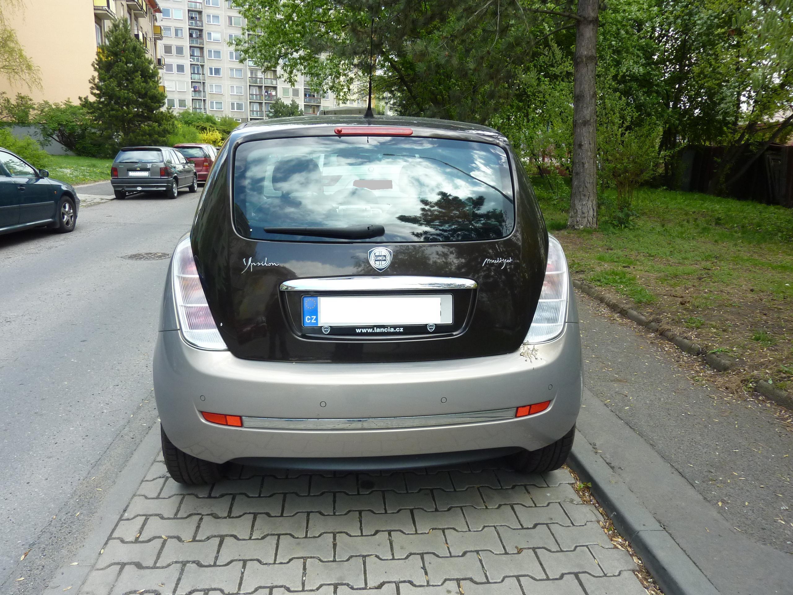 Lancia Ypsilon Multijet (4)